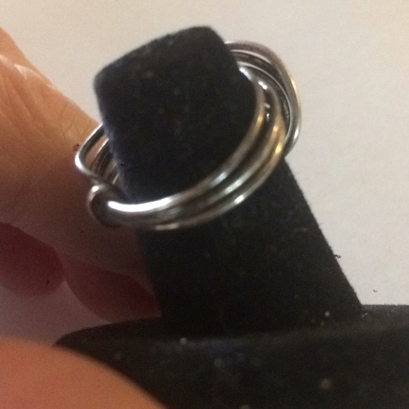 🧡Unique Silver Coil Ring - Picture 4 of 5